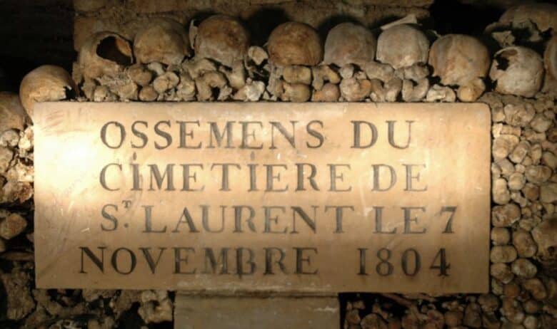 https://www.catacombes.paris.fr/