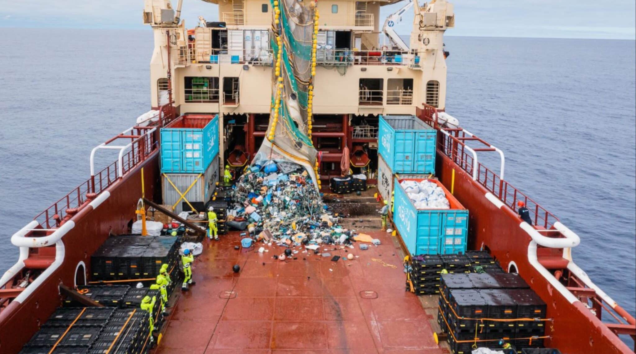 'The Jenny' ocean cleanup effort