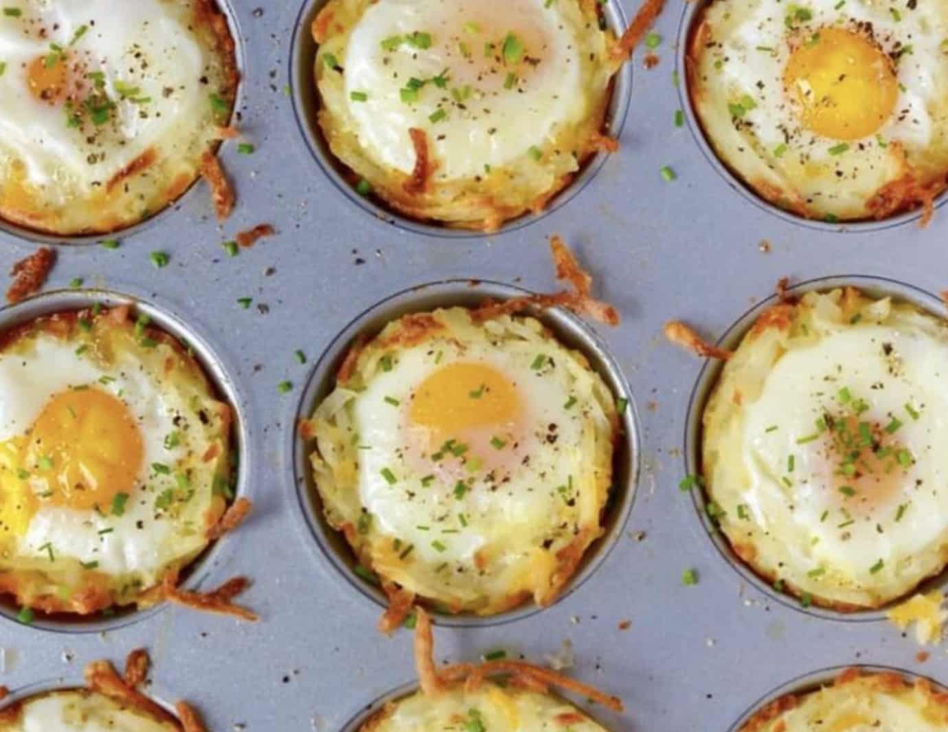 Cheesy hashbrown cups
