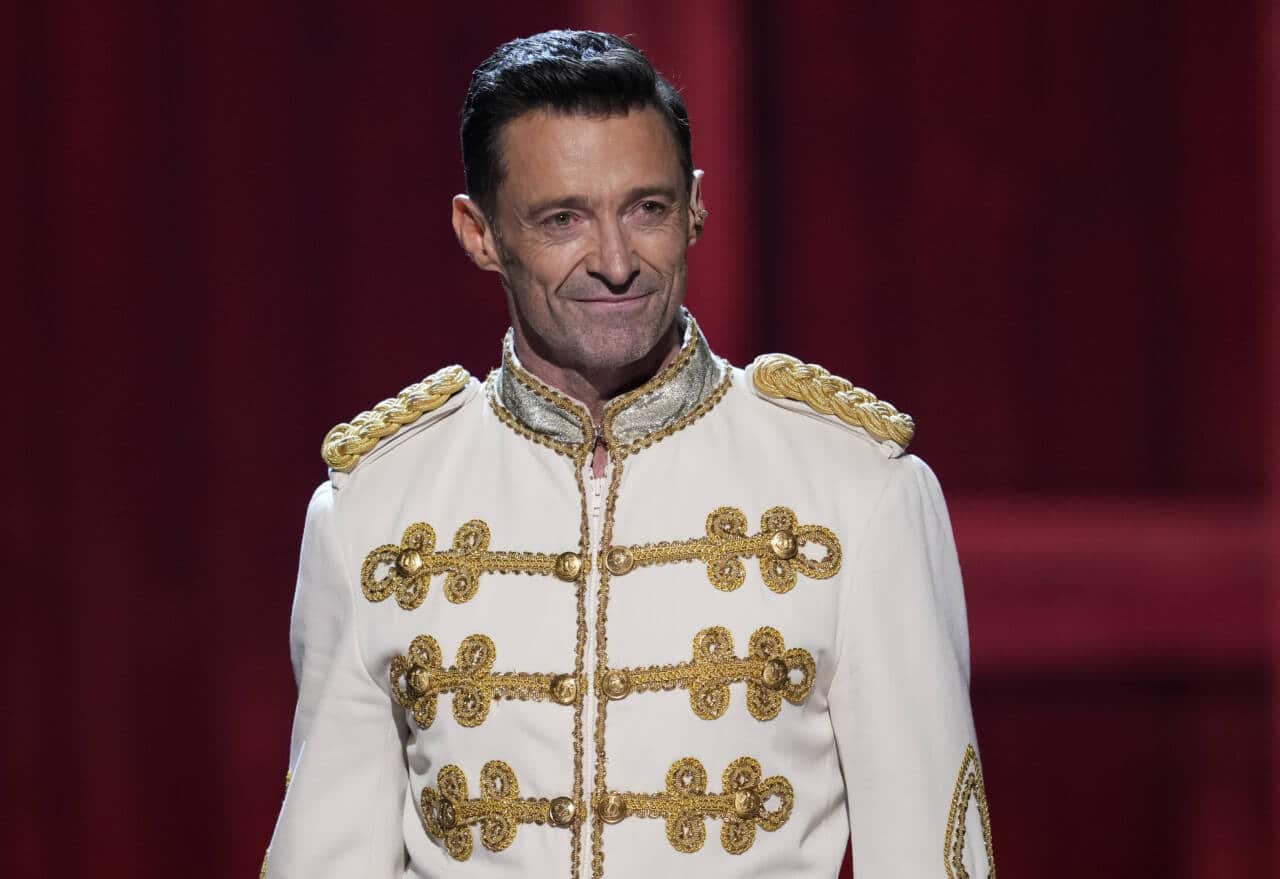 Hugh Jackman performs at awards show