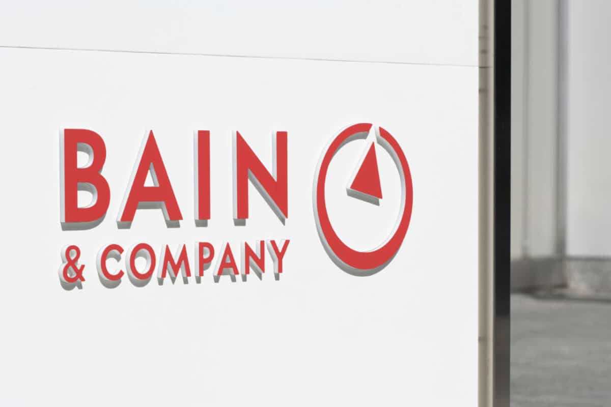 bain and company logo