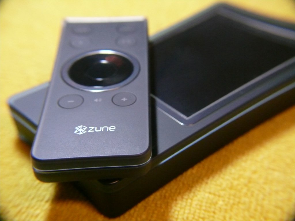 Microsoft Zune music player with remote