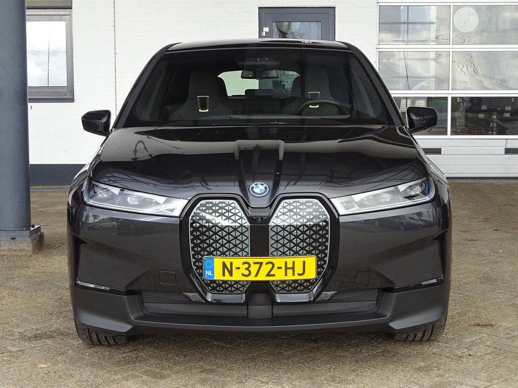 New BMW iX