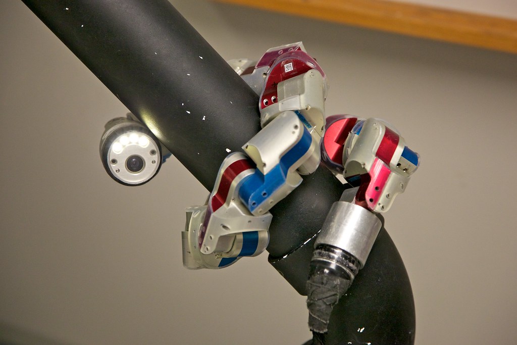 Snake robot at the Robotics institute