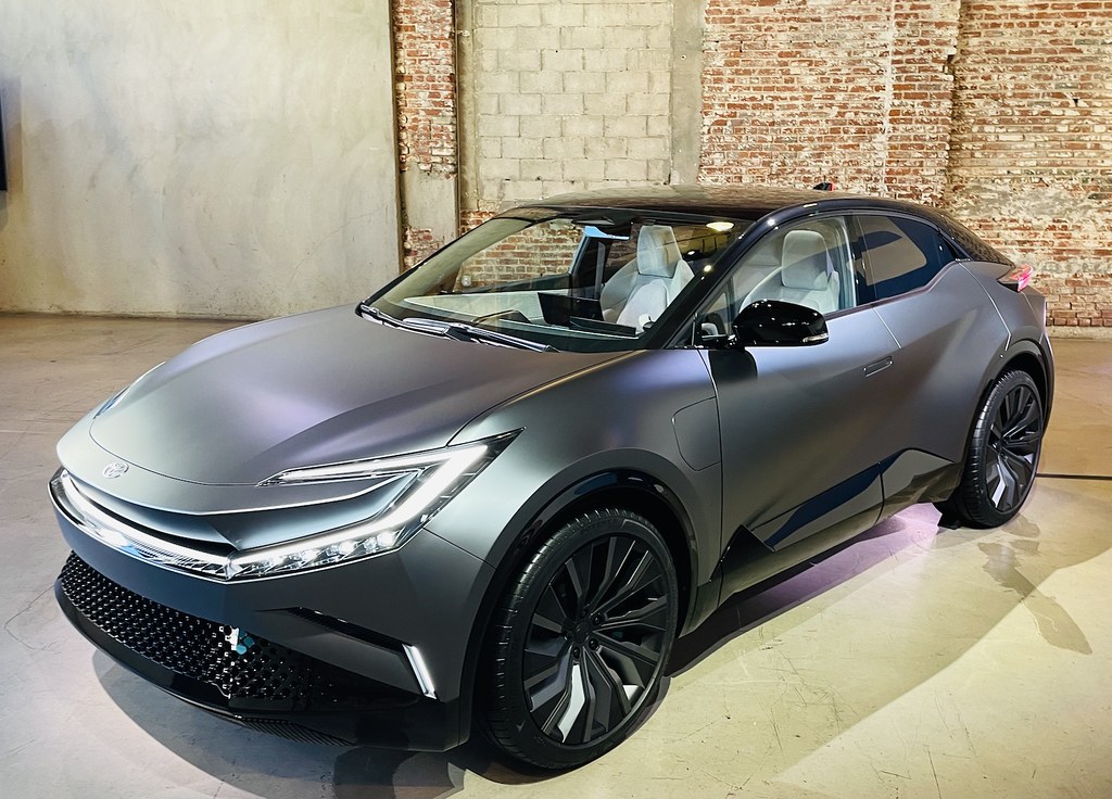 Toyota bZ Compact SUV Concept