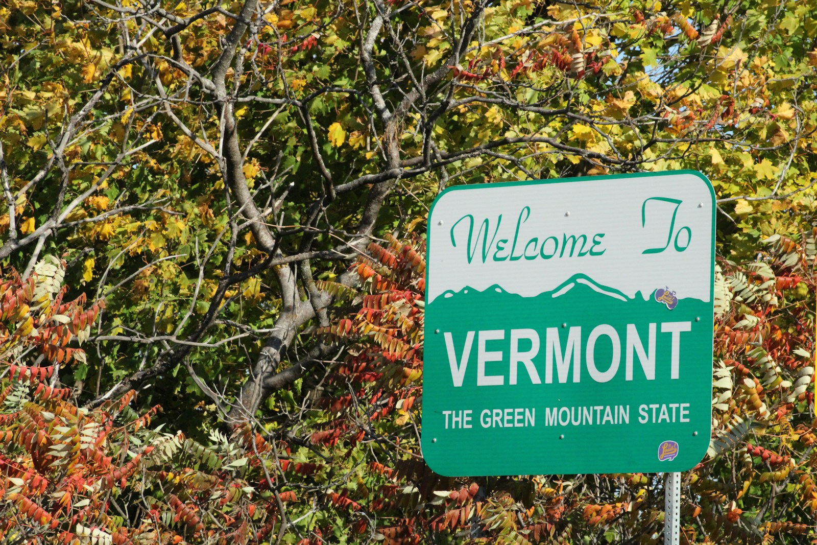 Welcome to Vermont sign